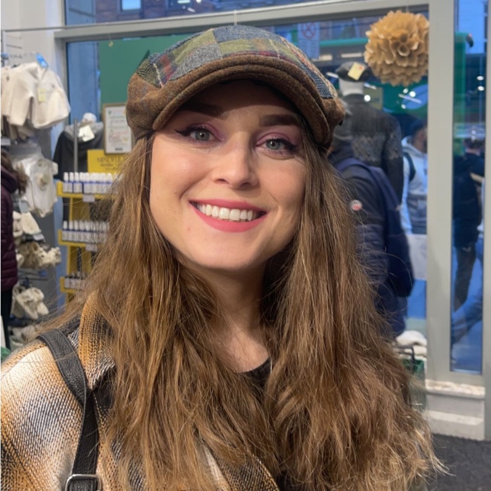 Meet your Posher, Bobbi